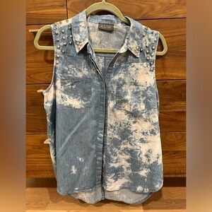 ASTR blue/ white tank top with spikes, M
